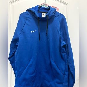 NWOT Mens Nike THERMA Hoodie - Royal Blue